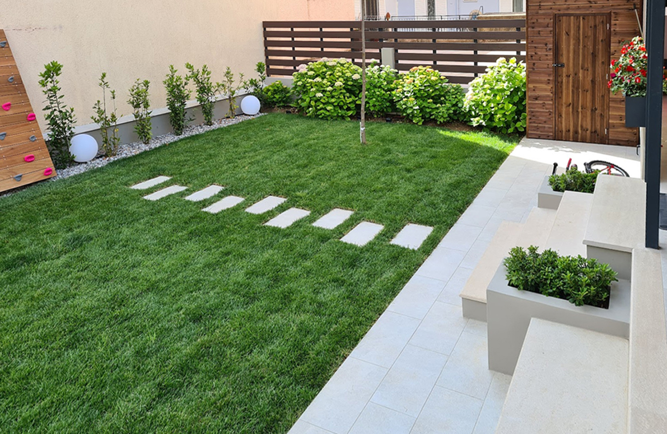 Περιβάλλων Χώρος Κατοικίας